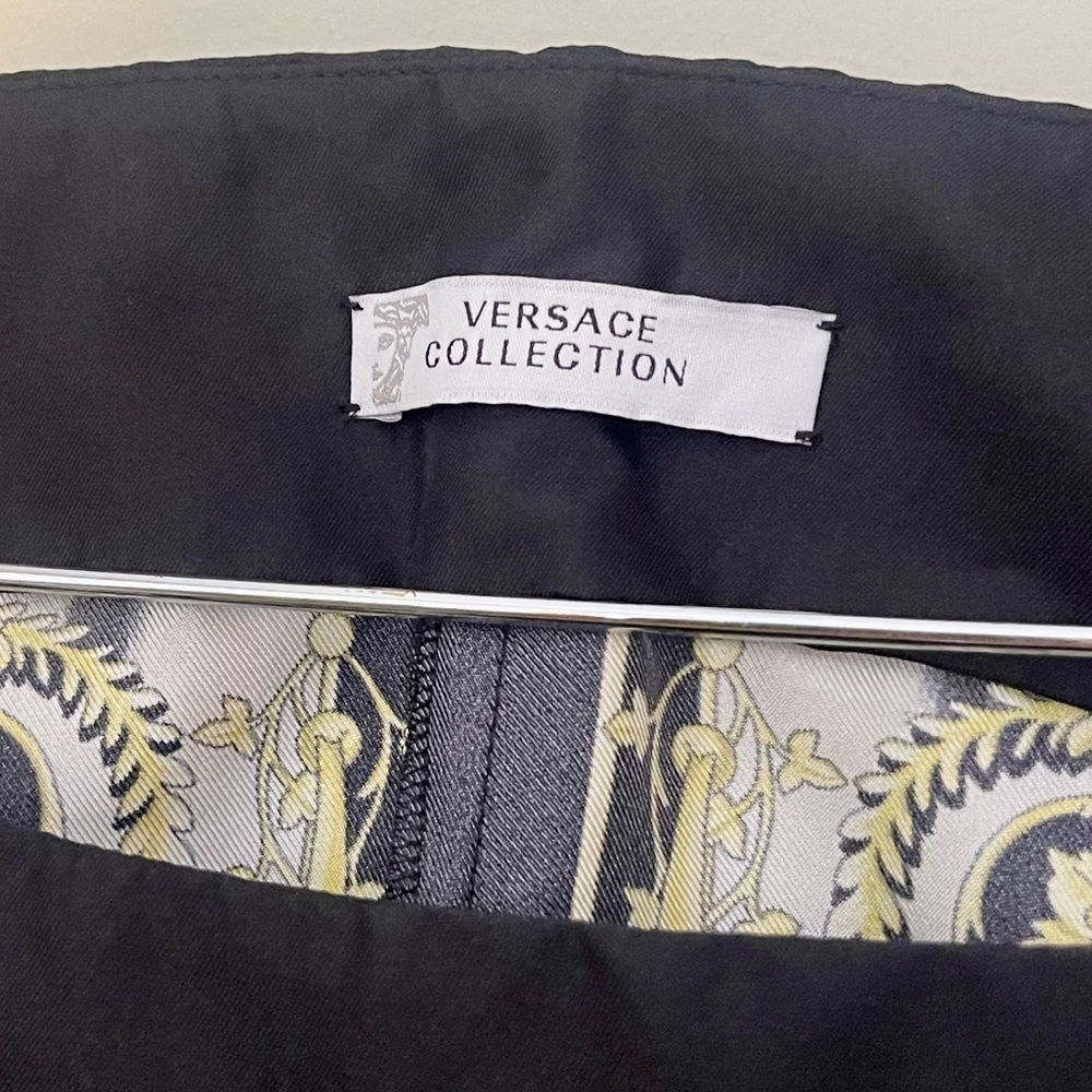 Versace - Picture 14 of 16